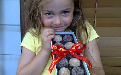 Christmas Balls – Choc Cherry & Apricot